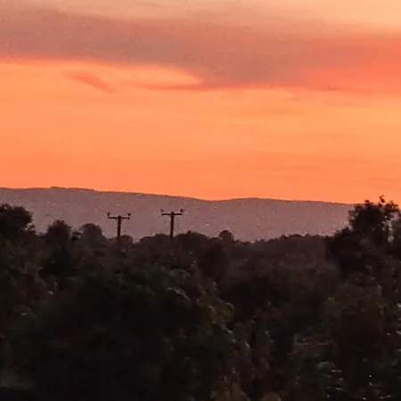 Pond 2ppl-private Hot Tub Errill