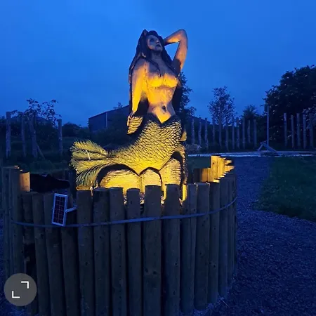 Pond 2ppl-private Hot Tub Holiday home