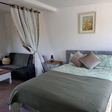 Pond 2ppl-private Hot Tub *