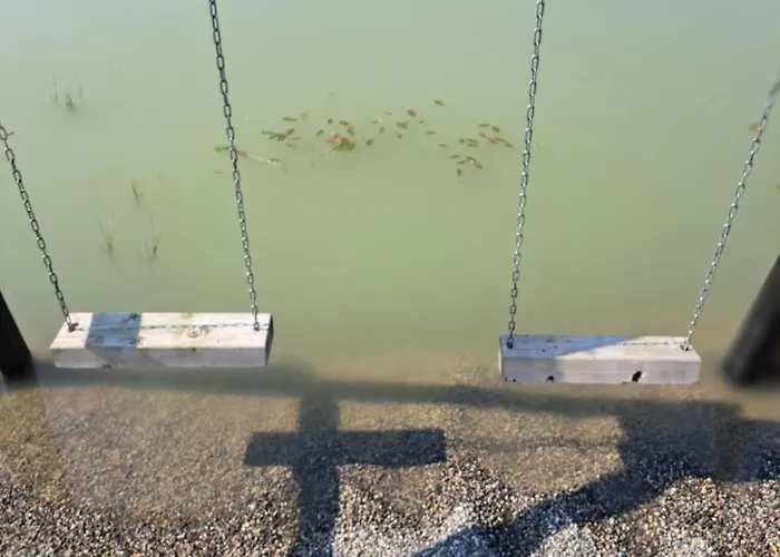 Pond 2ppl-private Hot Tub 度假居 *