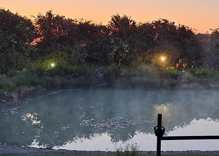 Pond 2ppl-private Hot Tub *